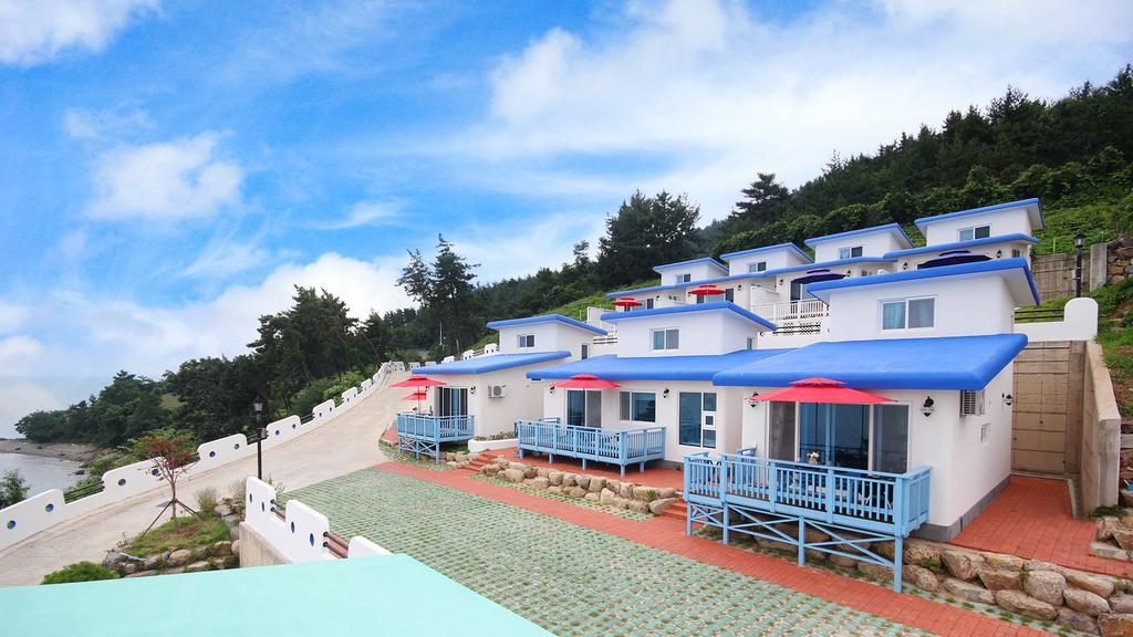 Blue & White Pension Namhae Dış mekan fotoğraf