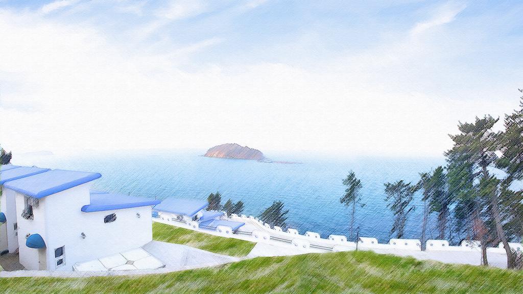 Blue & White Pension Namhae Dış mekan fotoğraf